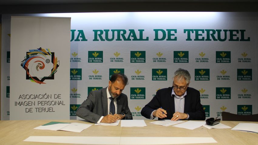 Caja Rural de Teruel y la Asociación de Imagen Personal de Teruel firman un convenio de colaboración