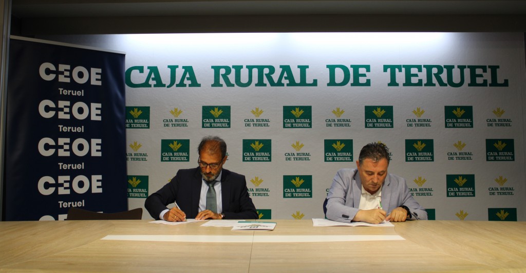 CEOE Teruel y Caja Rural de Teruel renuevan su convenio de colaboración en apoyo de las empresas de la provincia
