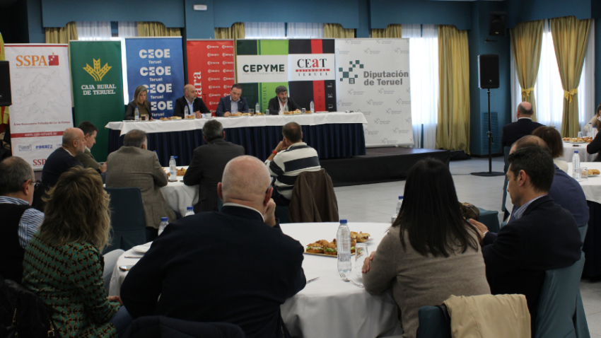 Los empresarios debaten en Alcañiz sobre las ayudas de funcionamiento