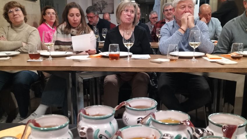 Lleno absoluto en el Taller Maridaje de Perolicos de Teruel realizado el martes 24 de noviembre