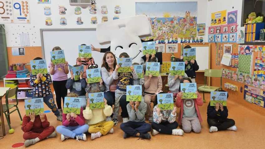 La Asociación Provincial Comercio Teruel fomenta el consumo en el comercio local en los centros educativos