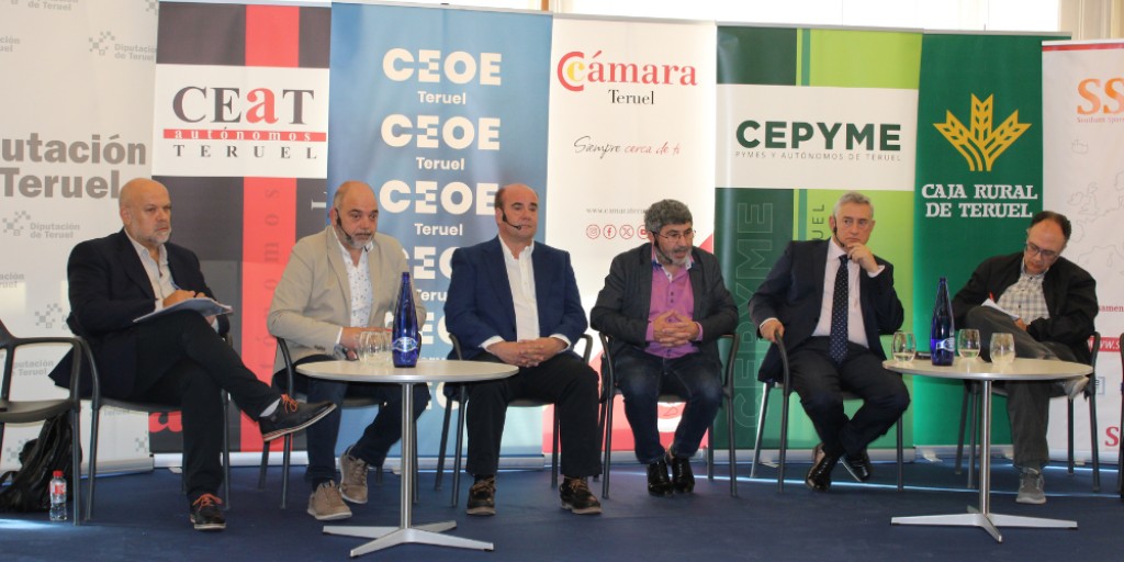 Calamocha acoge el primer desayuno empresarial para reivindicar la maximización de las ayudas de funcionamiento