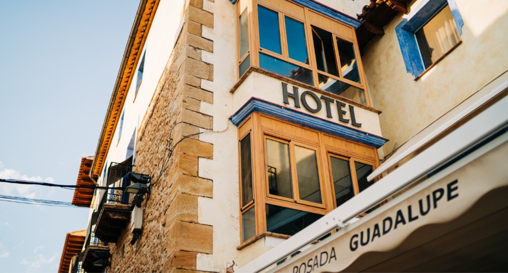 El sector hotelero turolense, uno de los afectados por la repercusión de la DANA en Valencia